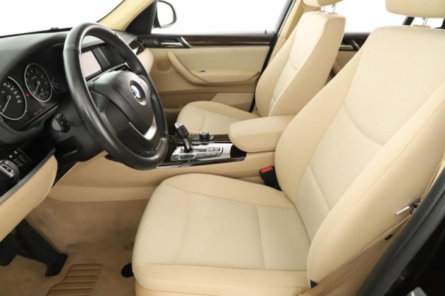 BMW X3  xDrive20i 