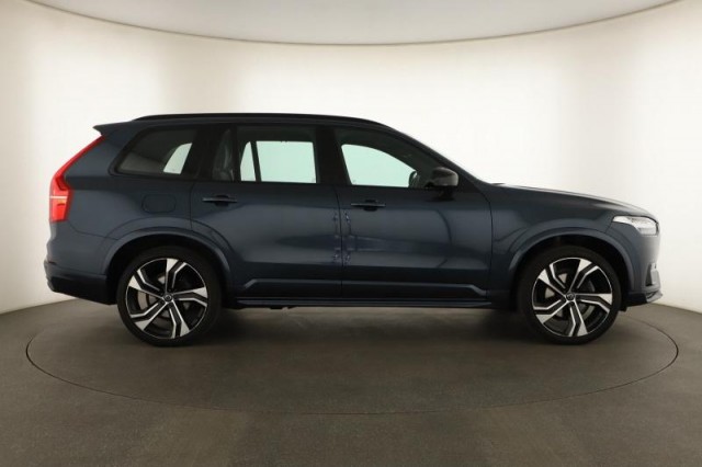 Volvo XC90  B5 AWD 