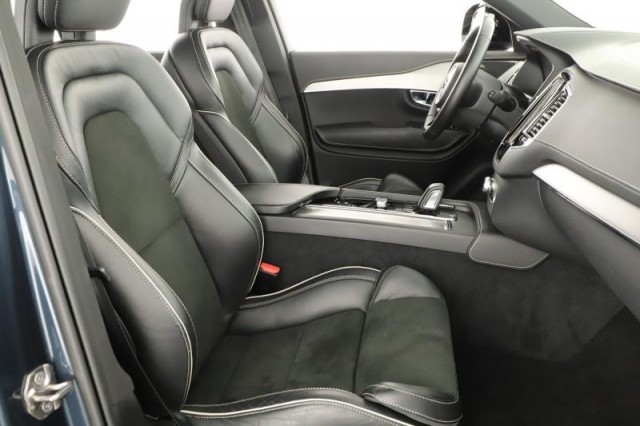 Volvo XC90  B5 AWD 