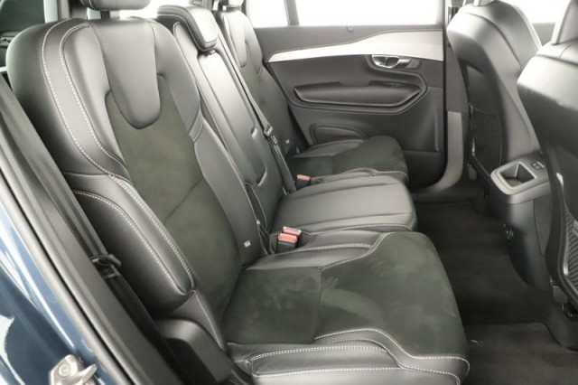 Volvo XC90  B5 AWD 