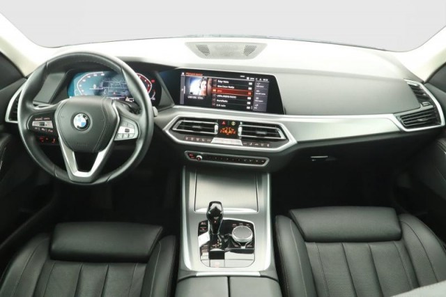 BMW X5  xDrive40i 