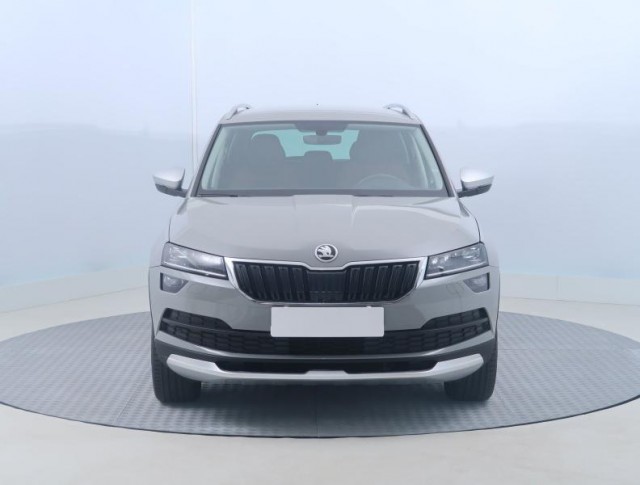 Škoda Karoq  1.5 TSI 4x4 Scout