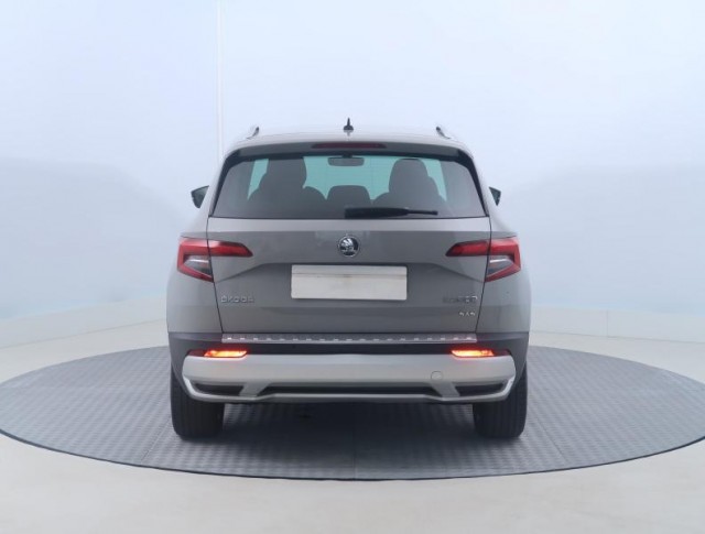 Škoda Karoq  1.5 TSI 4x4 Scout