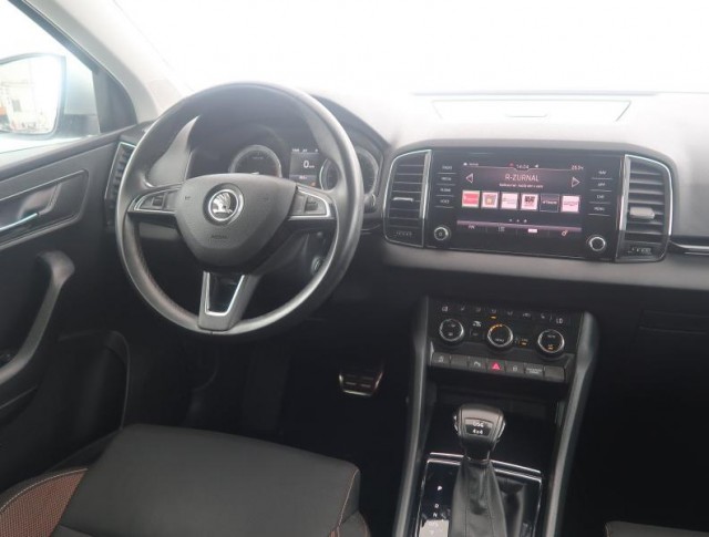 Škoda Karoq  1.5 TSI 4x4 Scout