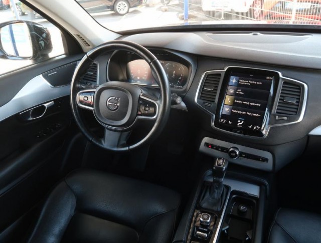 Volvo XC90  D5 AWD 