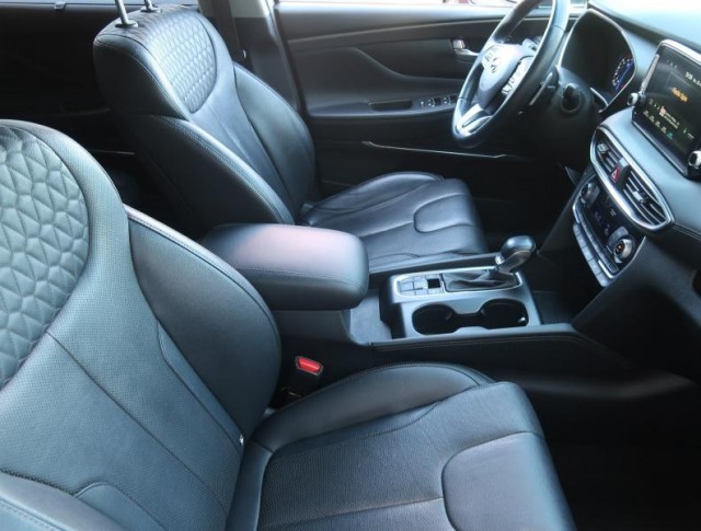 Hyundai Santa Fe  2.2 CRDi 
