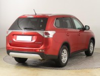 Mitsubishi Outlander  2.2 DI-D 