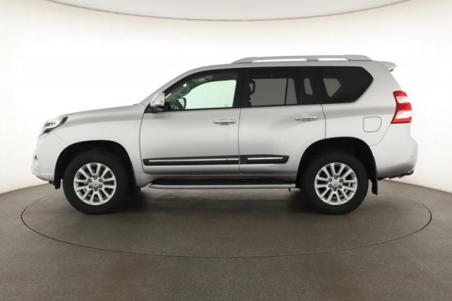 Toyota Land Cruiser  2.8 D-4D 