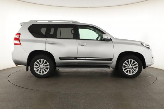 Toyota Land Cruiser  2.8 D-4D 