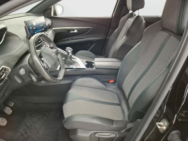 Peugeot 5008  PureTech 130 