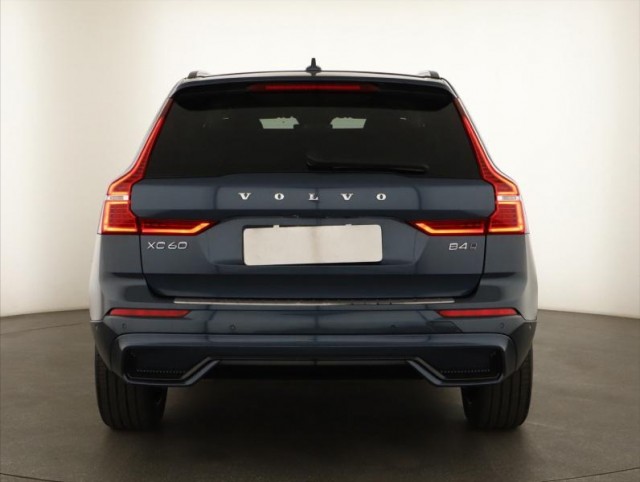 Volvo XC60  B4 AWD 
