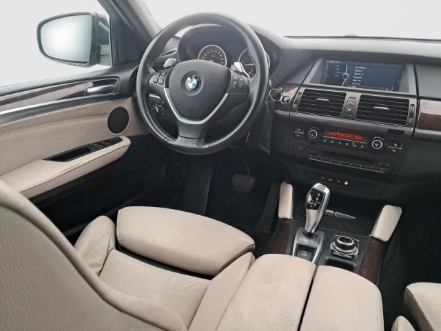 BMW X6  xDrive40d 
