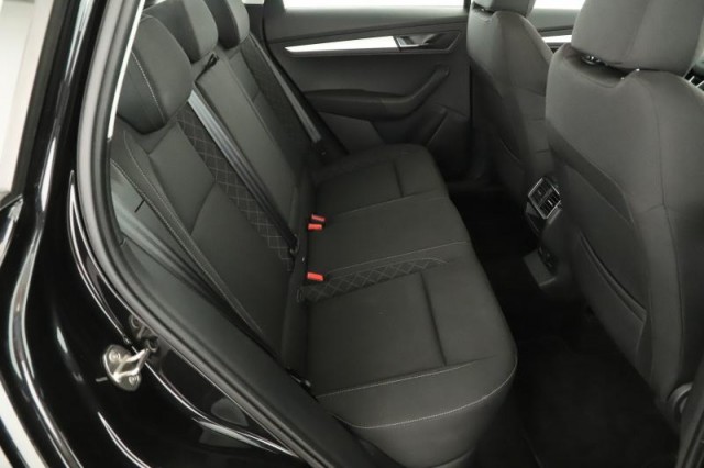 Škoda Karoq  1.5 TSI 