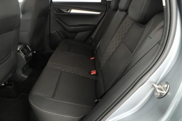 Škoda Karoq  1.0 TSI Ambition