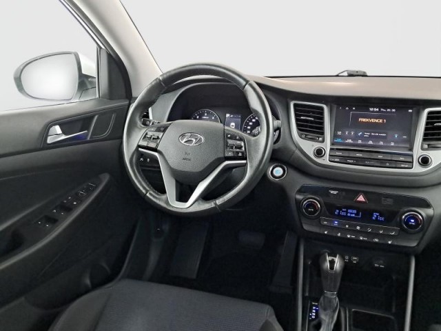 Hyundai Tucson  2.0 CRDi 