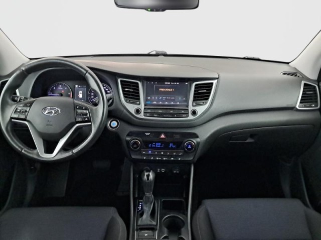 Hyundai Tucson  2.0 CRDi 