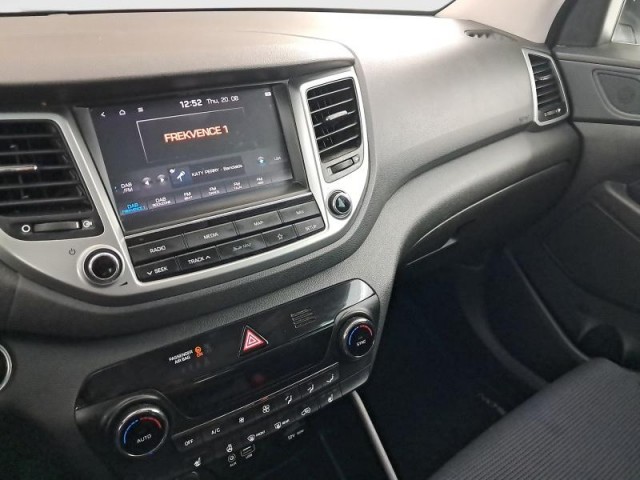 Hyundai Tucson  2.0 CRDi 