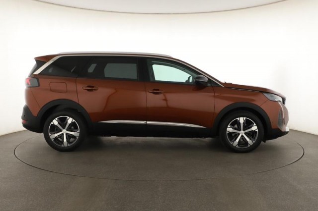Peugeot 5008  1.5 BlueHDi Allure