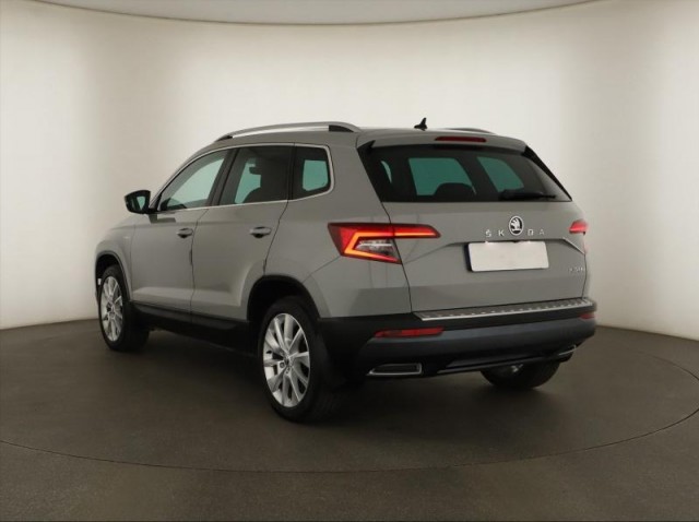 Škoda Karoq  1.5 TSI 