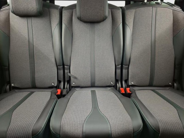 Peugeot 5008  PureTech 130 