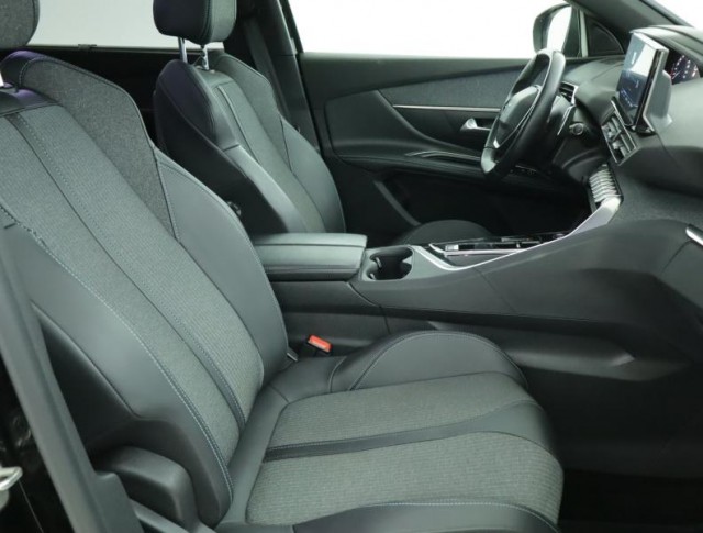 Peugeot 5008  PureTech 130 Allure