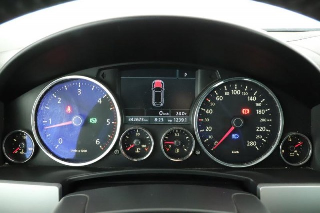 Volkswagen Touareg  3.0 V6 TDI 
