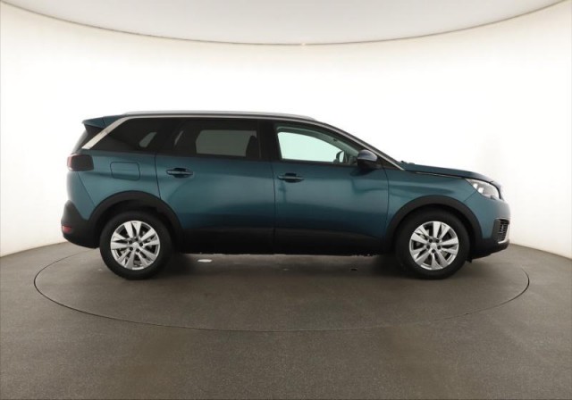 Peugeot 5008  PureTech 130 Active