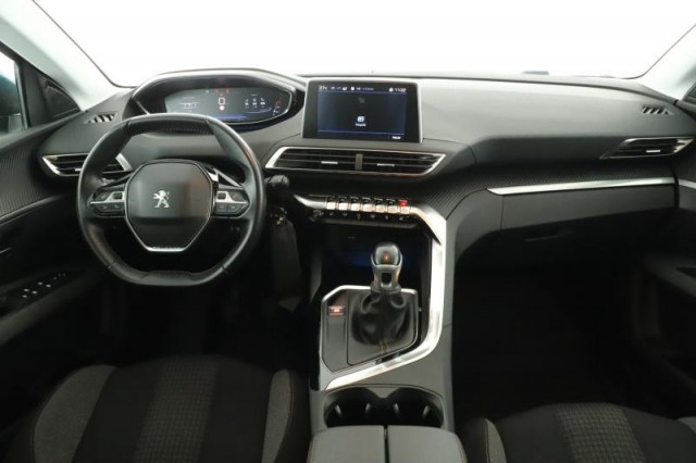 Peugeot 5008  PureTech 130 Active