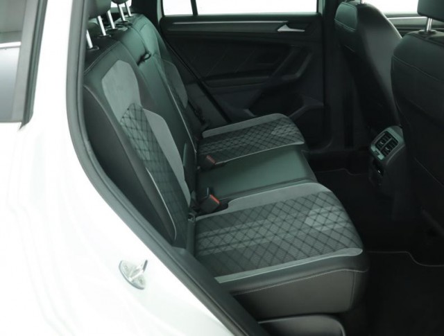 Volkswagen Tiguan  2.0 TDI R-Line