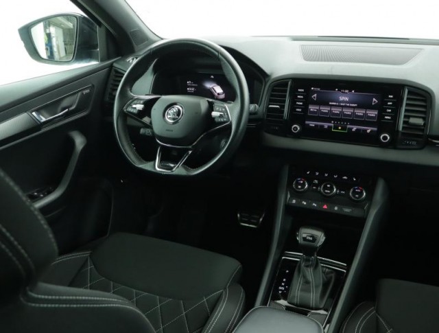 Škoda Karoq  1.5 TSI Sportline