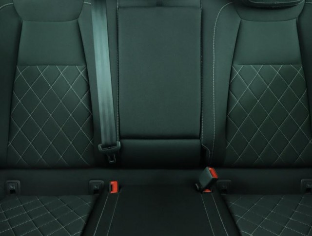Škoda Karoq  1.5 TSI Sportline