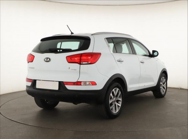Kia Sportage  2.0 CRDi 