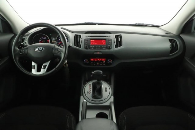 Kia Sportage  2.0 CRDi 
