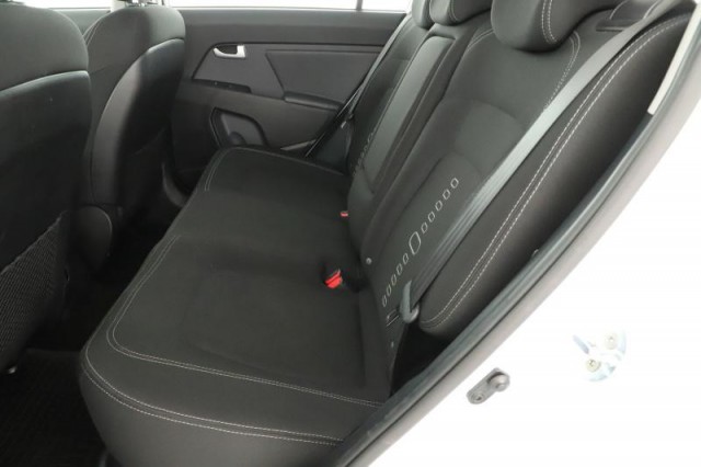 Kia Sportage  2.0 CRDi 