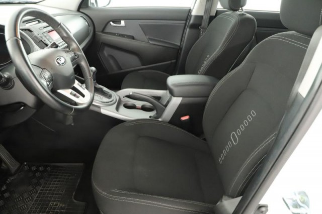 Kia Sportage  2.0 CRDi 