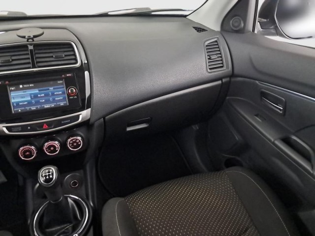 Mitsubishi ASX  1.6 MIVEC 