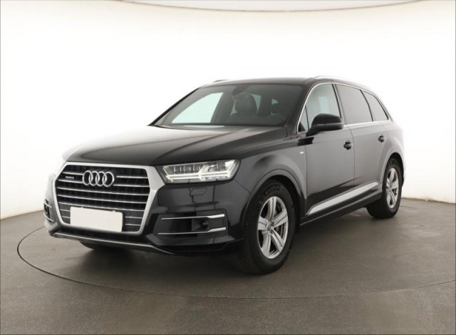 Audi Q7  50 TDI S-Line