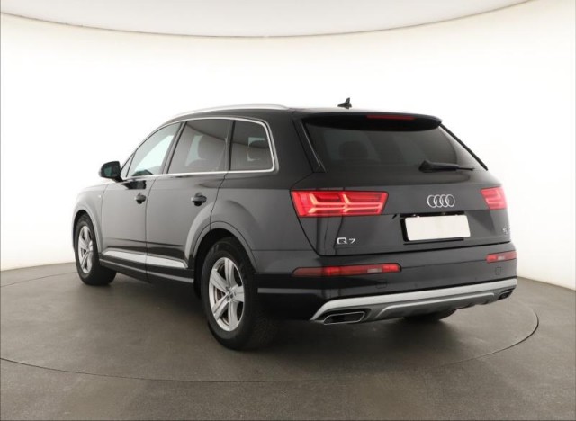 Audi Q7  50 TDI S-Line