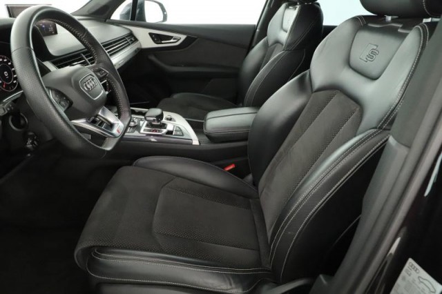Audi Q7  50 TDI S-Line