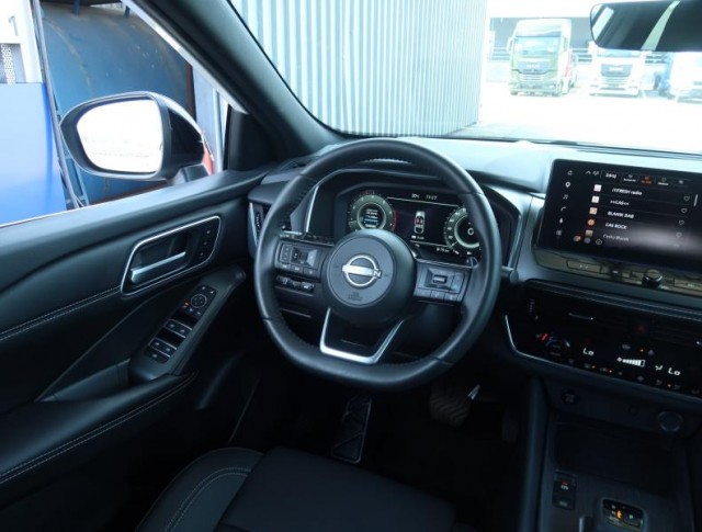 Nissan Qashqai  1.3 DIG-T MHEV 
