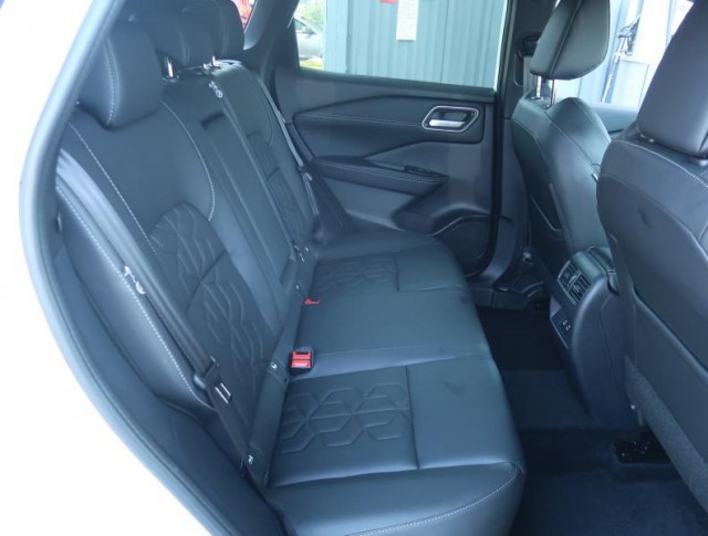 Nissan Qashqai  1.3 DIG-T MHEV 