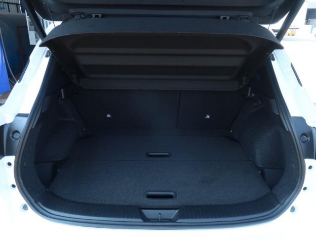 Nissan Qashqai  1.3 DIG-T MHEV 