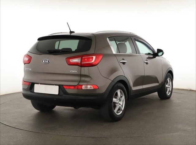 Kia Sportage  2.0 CRDi 
