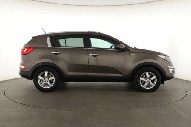 Kia Sportage  2.0 CRDi 