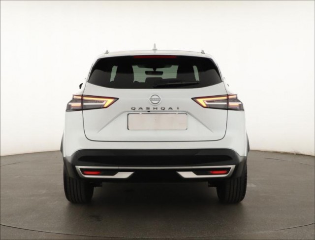 Nissan Qashqai  1.3 DIG-T MHEV N-Connecta