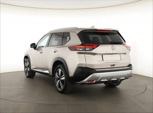 Nissan X-Trail  1.5 VC-T e-4orce 