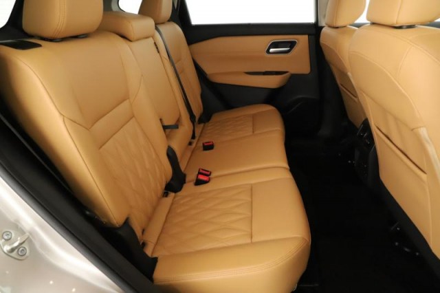 Nissan X-Trail  1.5 VC-T e-4orce 
