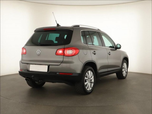 Volkswagen Tiguan  2.0 TDI 