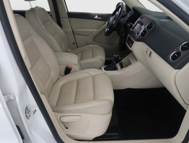 Volkswagen Tiguan  2.0 TDI Sport