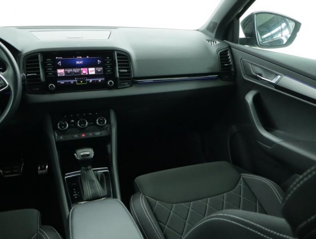 Škoda Karoq  1.5 TSI Sportline